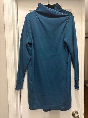 Athleta Teal Soft Lined Dress